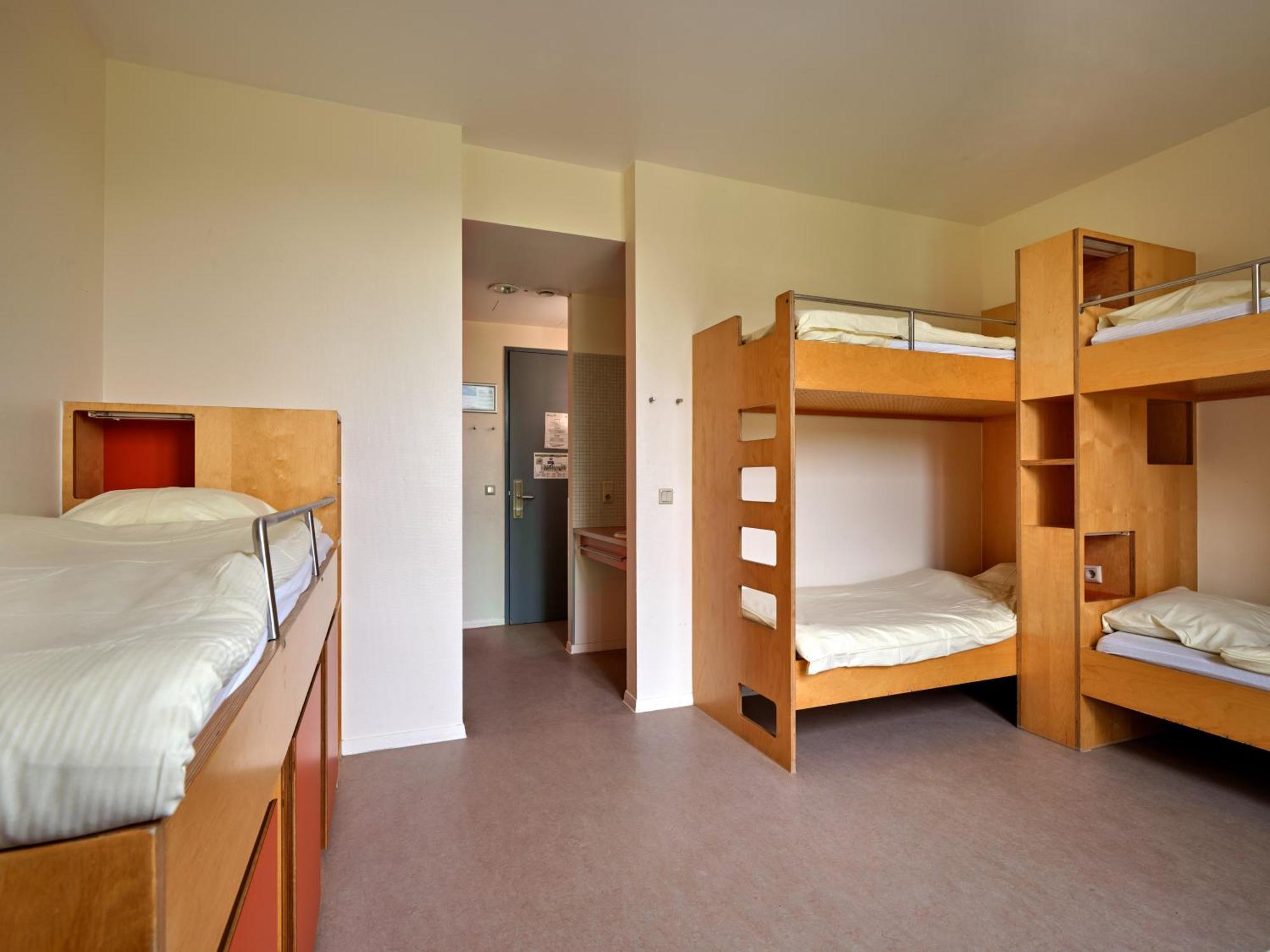 Youth Hostel Ехтернах Екстериор снимка
